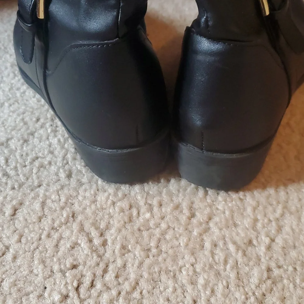 Tall Boots - Picture 4 of 6